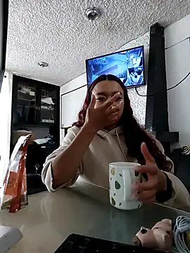 Snapshot of charlotte_bluee chatting on 10-07-25, 06:49 charlotte bluee online show from 10-07-25, 06:49