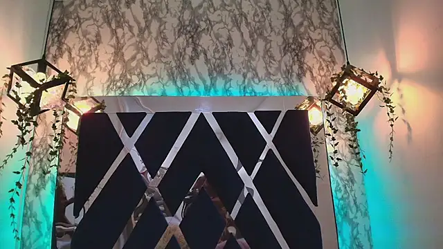 Snapshot of charlotte_bluee chatting on 10-17-25, 07:16 charlotte bluee online show from 10-17-25, 07:16