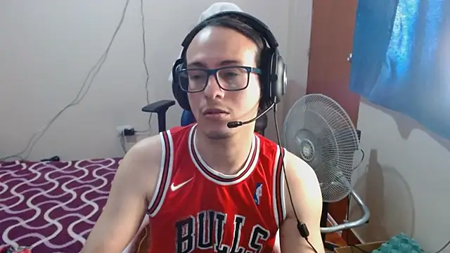 cholitohermoso online show from 02-15-25, 03:06