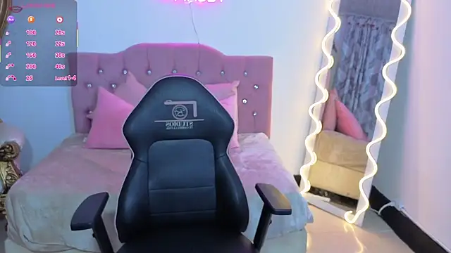 LUDO KITTY TAY online show from 10-12-25, 03:05