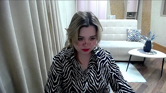 Snapshot of Finna_39 chatting on 02-20-25, 08:25 Finna 39 online show from 02-20-25, 08:25