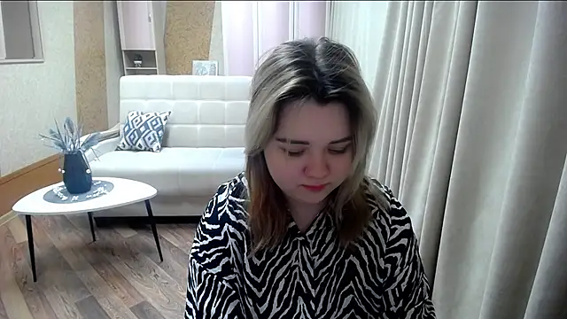 Snapshot of Finna_39 chatting on 02-25-25, 02:33 Finna 39 online show from 02-25-25, 02:33