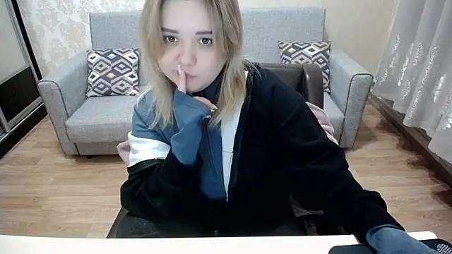 Snapshot of Finna_39 chatting on 09-21-25, 06:53 Finna 39 online show from 09-21-25, 06:53