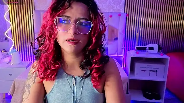 kristen tay online show from 03-25-26, 03:23