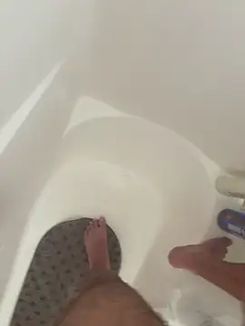 Snapshot of danyh2023 chatting on 09-23-25, 06:33 danyh2023 online show from 09-23-25, 06:33