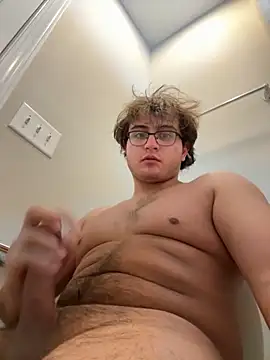 Snapshot of danyh2023 chatting on 10-25-25, 08:36 danyh2023 online show from 10-25-25, 08:36