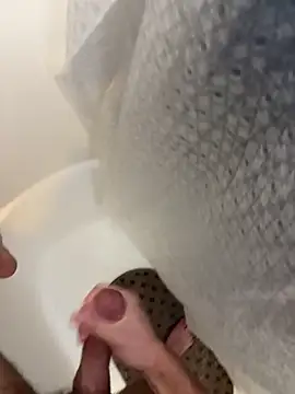 danyh2023 online show from 04-22-26, 02:18