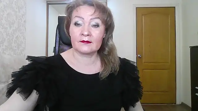 Snapshot of Victoria_secrets_ chatting on 03-07-25, 09:51 Victoria secrets  online show from 03-07-25, 09:51