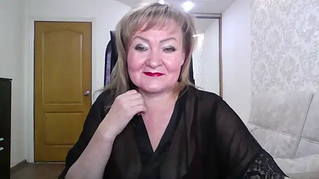 Snapshot of Victoria_secrets_ chatting on 09-08-25, 02:38 Victoria secrets  online show from 09-08-25, 02:38