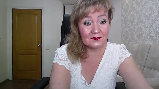 Snapshot of Victoria_secrets_ chatting on 09-12-25, 11:43 Victoria secrets  online show from 09-12-25, 11:43