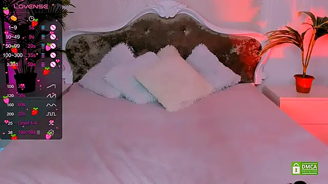 Snapshot of EvaRodi chatting on 03-09-25, 03:54 EvaRodi online show from 03-09-25, 03:54