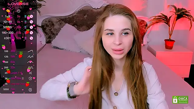 Snapshot of EvaRodi chatting on 03-10-25, 11:06 EvaRodi online show from 03-10-25, 11:06