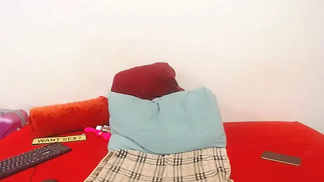 CurvyCutiexx94 online show from 03-22-25, 06:03