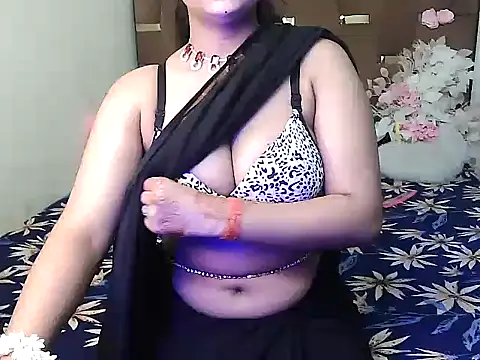 megancatluna online show from 10-03-25, 03:47