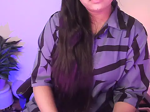 megancatluna online show from 12-16-25, 04:28