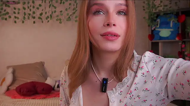 TaiteBayles online show from 03-10-26, 01:32