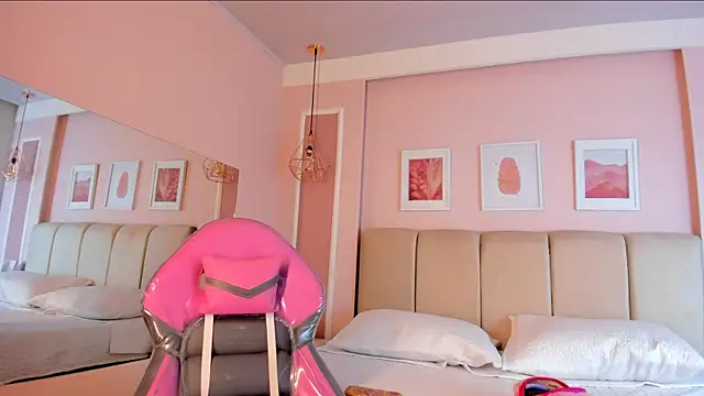 Annie rhoades online show from 12-16-25, 12:54