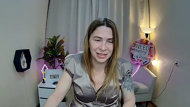 TessaDaybreak online show from 05-22-26, 07:26
