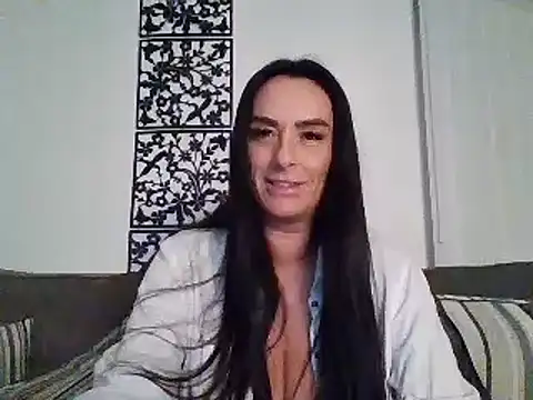 Snapshot of Layla_Gilf_Mae chatting on 03-14-25, 09:21 Layla Gilf Mae online show from 03-14-25, 09:21