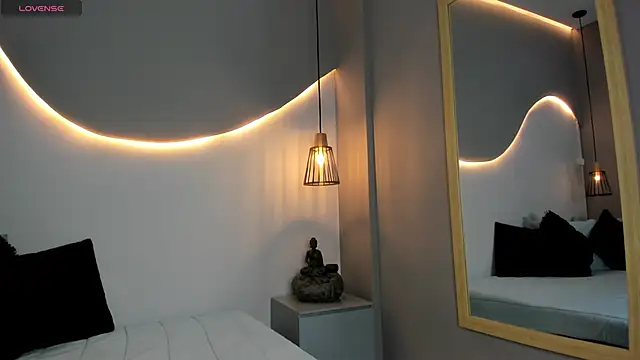 lucelly 15 online show from 10-02-25, 11:28