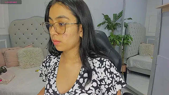 lucelly 15 online show from 02-15-26, 11:30