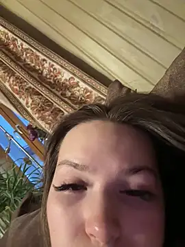 Snapshot of -Amora chatting on 01-09-26, 12:19 -Amora online show from 01-09-26, 12:19