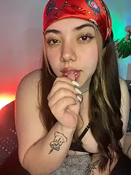  ivyginger online show from 11-12-25, 11:47