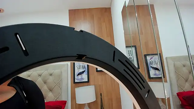 Snapshot of KimberlyBigBoobs chatting on 09-14-25, 05:17 KimberlyBigBoobs online show from 09-14-25, 05:17