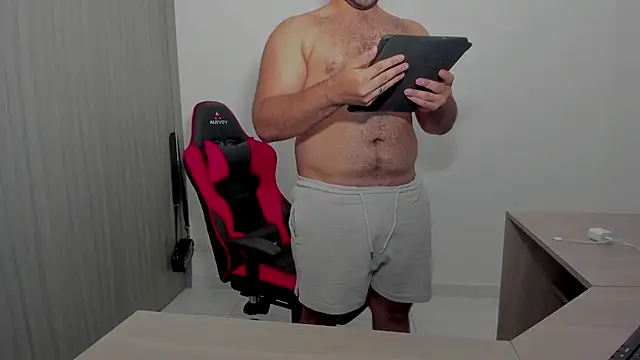 Snapshot of PlayboyMorgan chatting on 02-26-25, 01:00 PlayboyMorgan online show from 02-26-25, 01:00