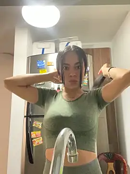 Naatalia online show from 02-18-25, 03:54