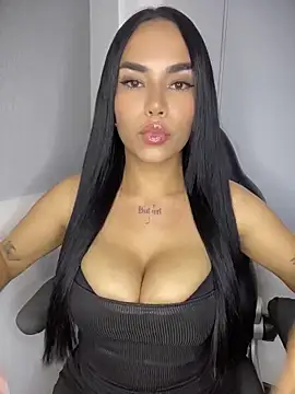 Naatalia online show from 04-17-26, 09:07