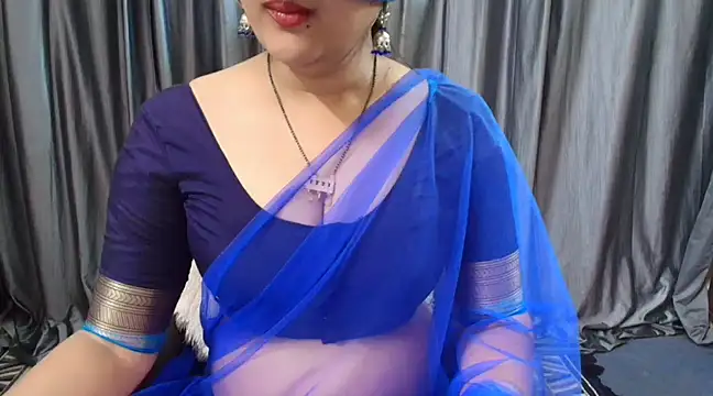 Snapshot of goldiwets chatting on 02-15-25, 06:55 goldiwets online show from 02-15-25, 06:55