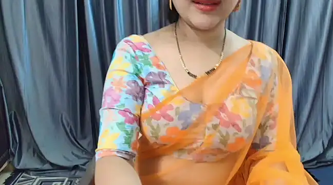 Snapshot of goldiwets chatting on 03-14-25, 06:32 goldiwets online show from 03-14-25, 06:32