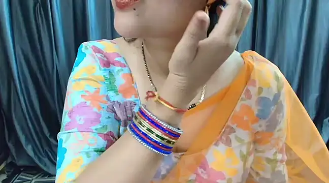 Snapshot of goldiwets chatting on 03-14-25, 04:09 goldiwets online show from 03-14-25, 04:09