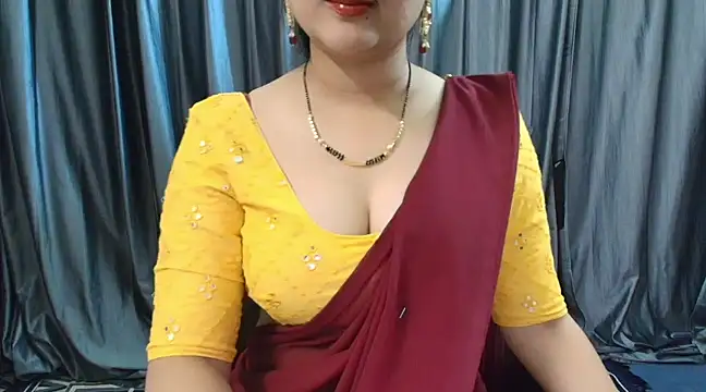 Snapshot of goldiwets chatting on 03-15-25, 03:59 goldiwets online show from 03-15-25, 03:59