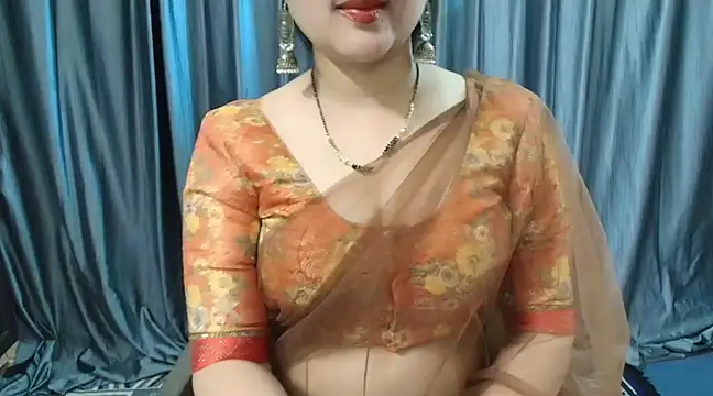 Snapshot of goldiwets chatting on 03-17-25, 03:36 goldiwets online show from 03-17-25, 03:36