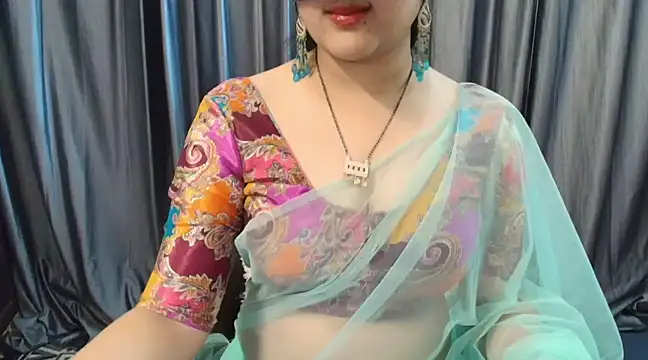 Snapshot of goldiwets chatting on 03-21-25, 07:33 goldiwets online show from 03-21-25, 07:33