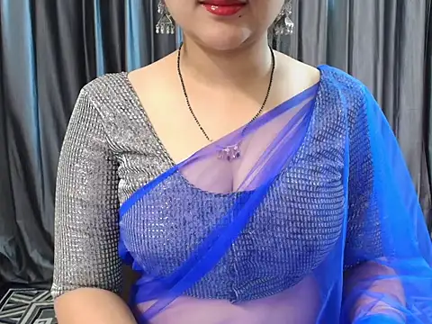 Snapshot of goldiwets chatting on 09-09-25, 03:39 goldiwets online show from 09-09-25, 03:39