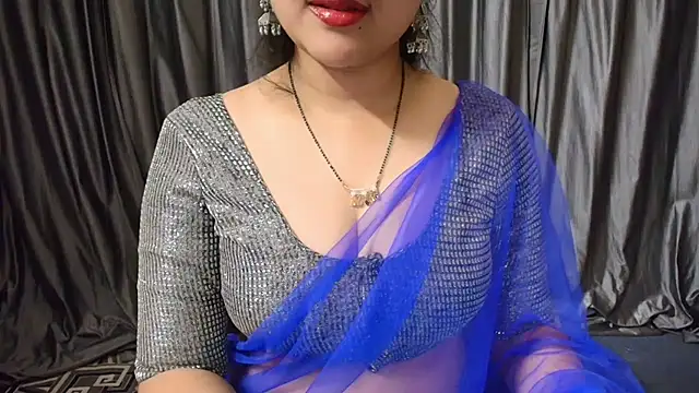 Snapshot of goldiwets chatting on 09-09-25, 03:44 goldiwets online show from 09-09-25, 03:44