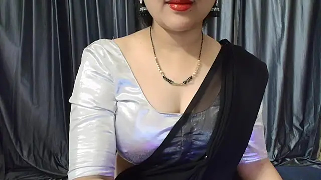 Snapshot of goldiwets chatting on 10-04-25, 03:48 goldiwets online show from 10-04-25, 03:48