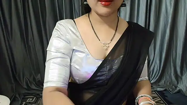 Snapshot of goldiwets chatting on 10-04-25, 04:16 goldiwets online show from 10-04-25, 04:16