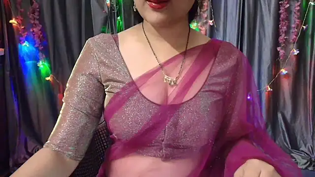 Snapshot of goldiwets chatting on 10-20-25, 04:40 goldiwets online show from 10-20-25, 04:40