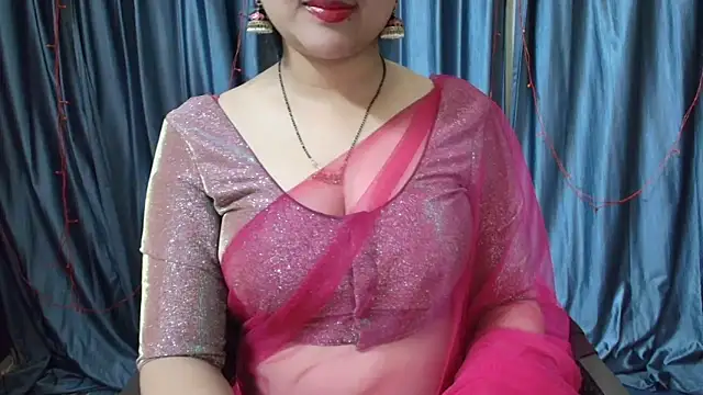 Snapshot of goldiwets chatting on 11-04-25, 02:21 goldiwets online show from 11-04-25, 02:21