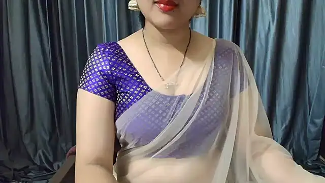 Snapshot of goldiwets chatting on 11-05-25, 03:56 goldiwets online show from 11-05-25, 03:56