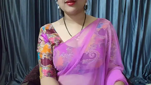 Snapshot of goldiwets chatting on 11-07-25, 04:34 goldiwets online show from 11-07-25, 04:34