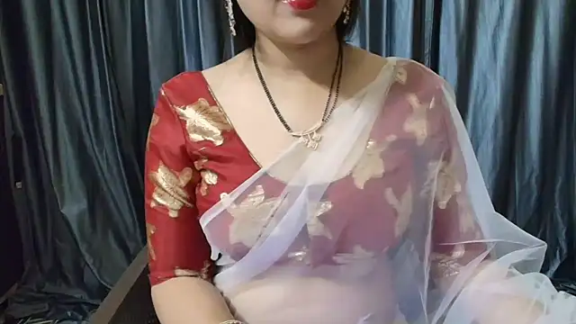 Snapshot of goldiwets chatting on 11-08-25, 03:34 goldiwets online show from 11-08-25, 03:34