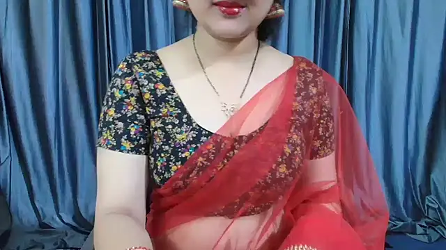 Snapshot of goldiwets chatting on 12-02-25, 03:45 goldiwets online show from 12-02-25, 03:45