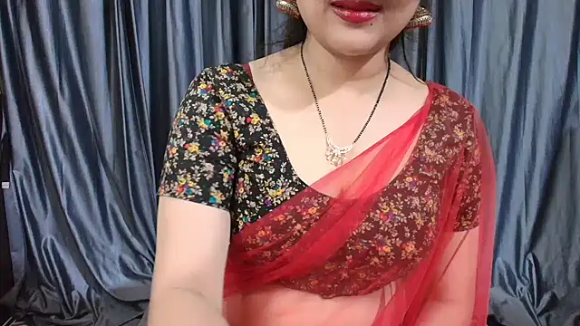 Snapshot of goldiwets chatting on 12-02-25, 03:51 goldiwets online show from 12-02-25, 03:51