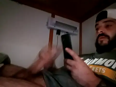 Snapshot of Duhon2317 chatting on 03-06-26, 11:06 Duhon2317 online show from 03-06-26, 11:06