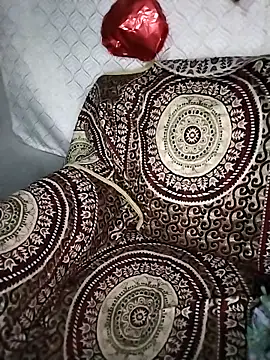 Snapshot of bbw-rupaa chatting on 03-08-25, 06:37 bbw-rupaa online show from 03-08-25, 06:37